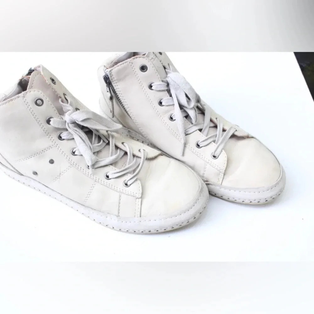 OTBT high to sneakers